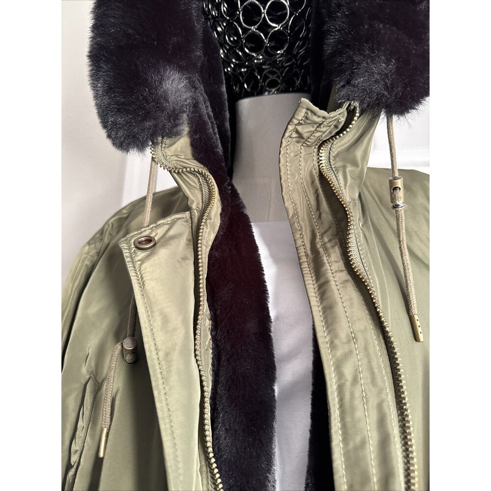 Gap Big Puff Jacket Women Sz Green Long Sleeve Zipper Pockets Fluffy - Picture 8 of 16